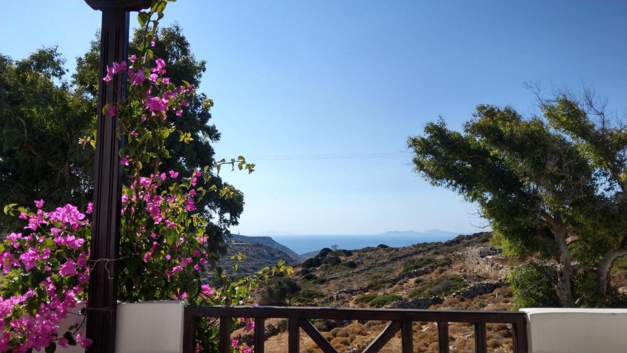 Chora Place Sikinos Exterior photo